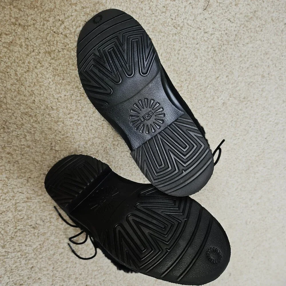 NWOT UGG BLACK SUEDE BOOTS with LACE UP BACK TIES  & COZY PLUSH LINING SIZE 6 - Picture 12 of 12